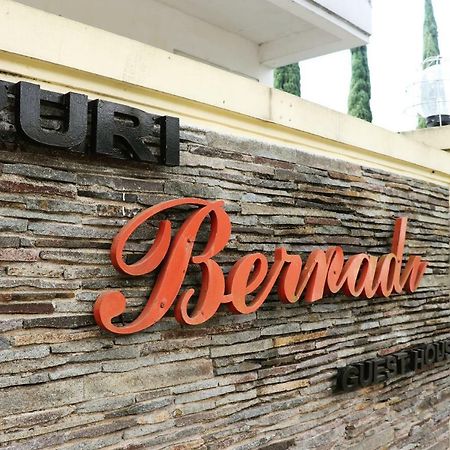 Puri Bernadi Guest House Lembang Eksteriør bilde