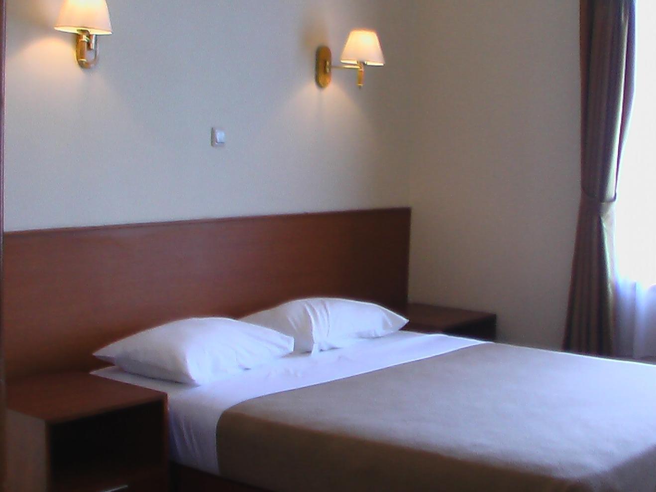 Puri Bernadi Guest House Lembang Eksteriør bilde