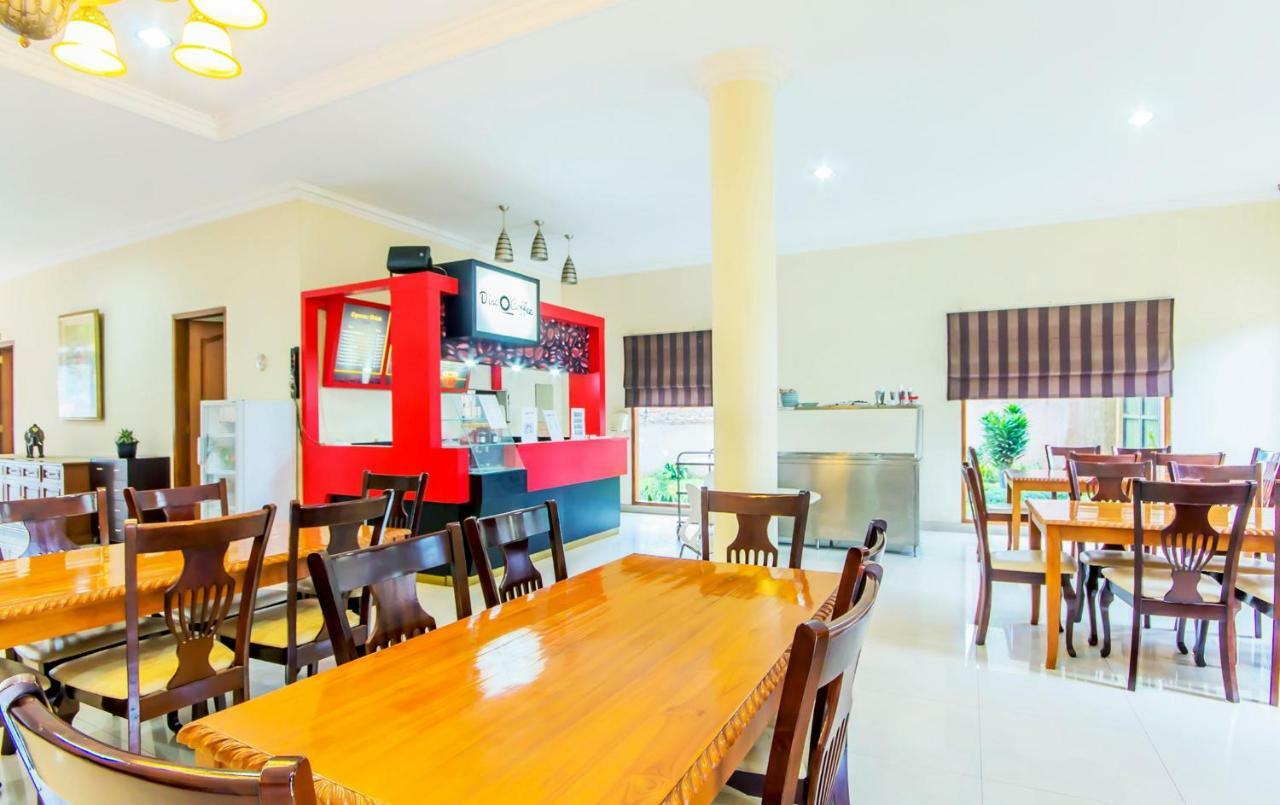 Puri Bernadi Guest House Lembang Eksteriør bilde